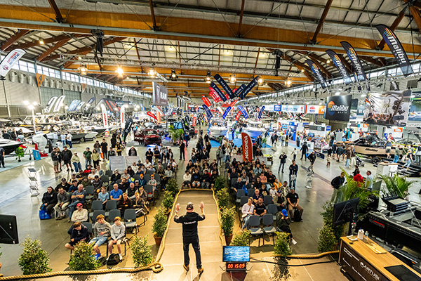 Sydney Boat Show - Live talk logo